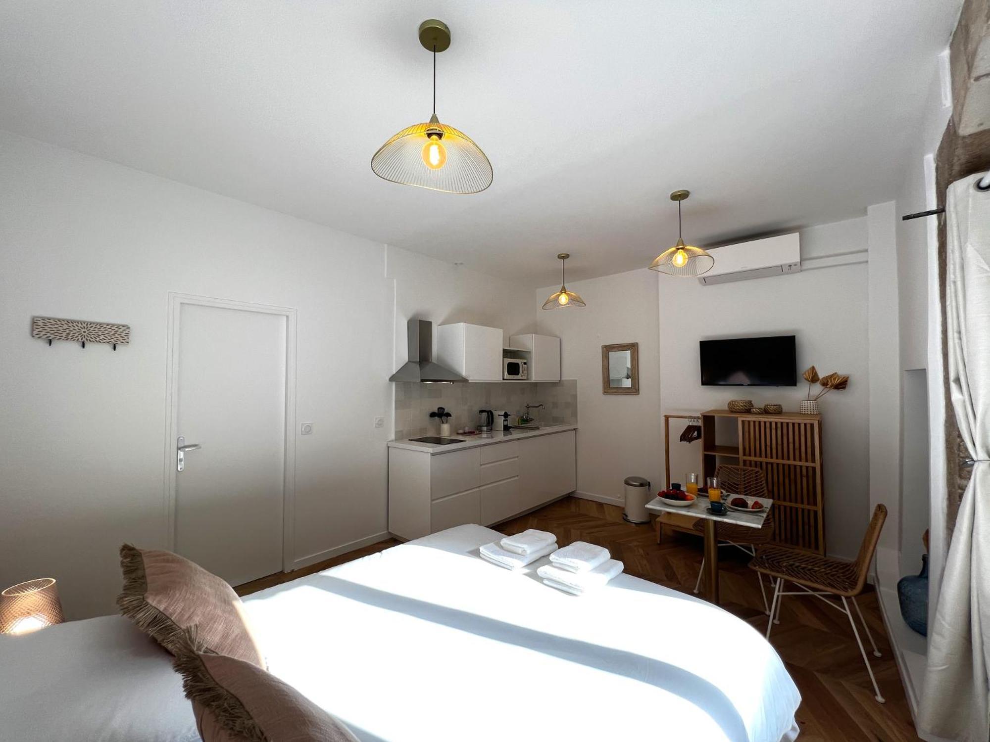 Le Comte - Heart Of Dijon - With Ac Apartment Ngoại thất bức ảnh